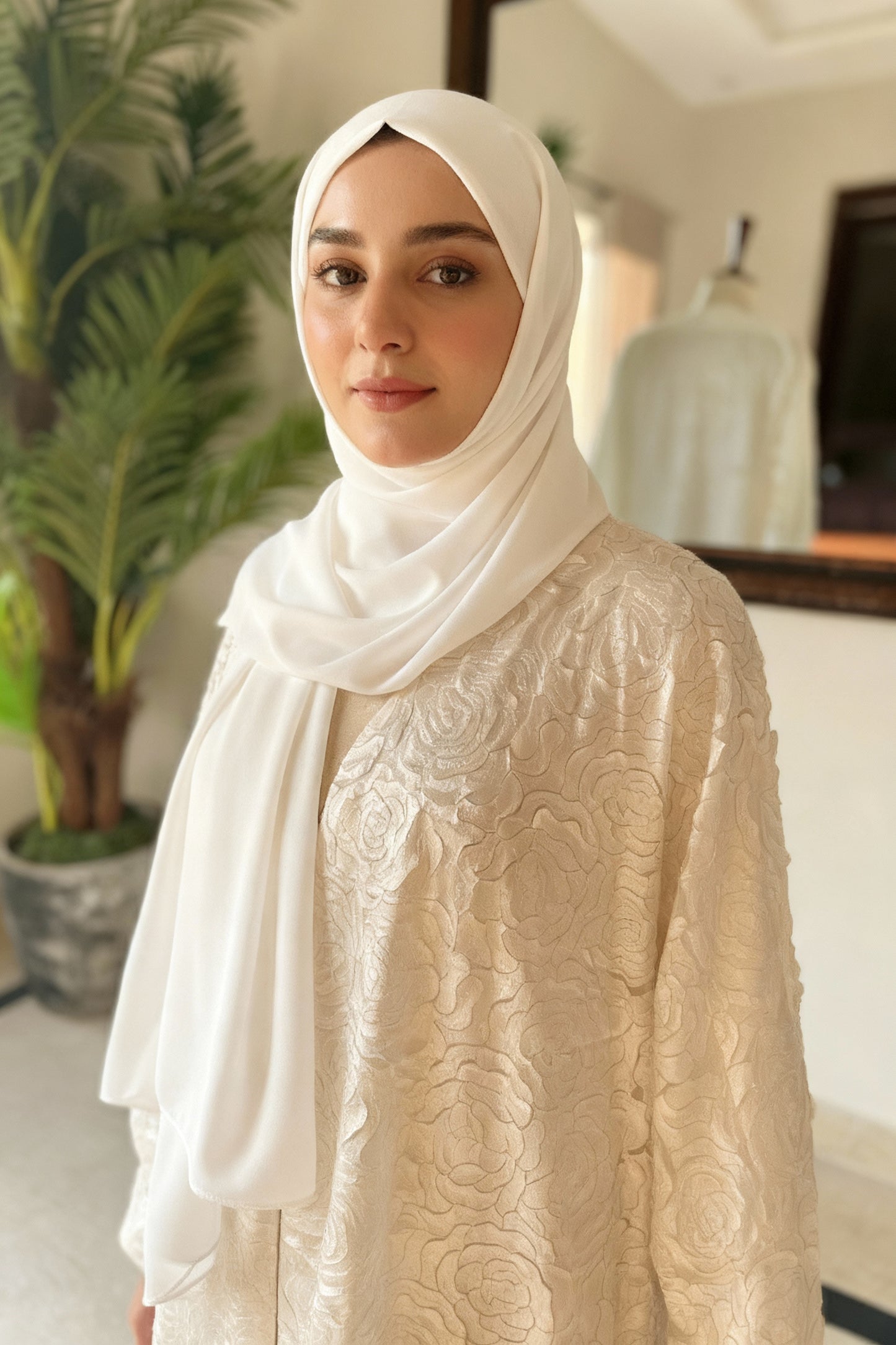 ivory bloom / 3D Floral Abaya
